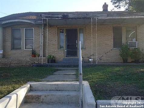 2nd image of 410 Cass Ave