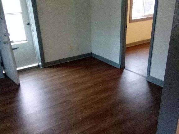 2nd image of 750 E Church St #750