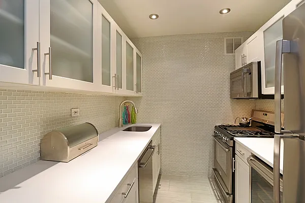 Sold by Compass | media 32