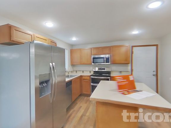 4th image of 4814 222nd Street Ct E