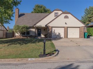 9817 Honeysuckle Rd, Oklahoma City, OK 73159