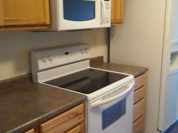 2nd image of 1000 Cruiser Ln APT H