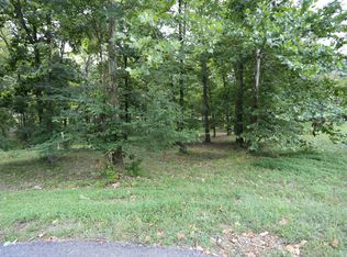 3 Pine View Dr, Benton, KY 42025