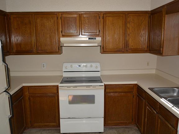 3rd image of 2158 Calle De Cantabria
