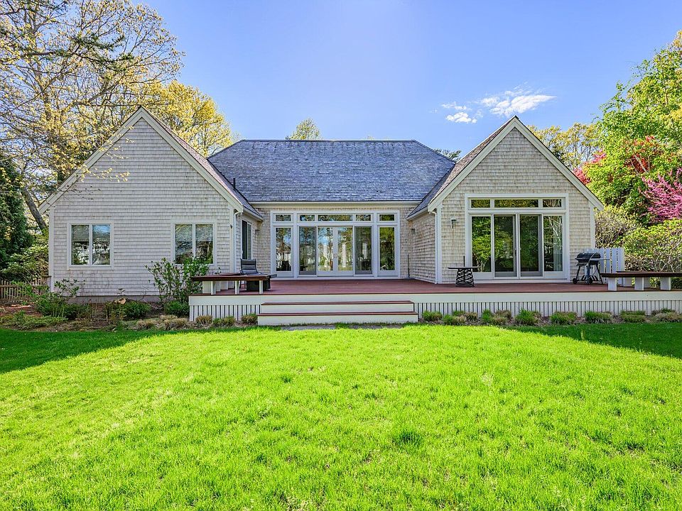 1st image of 131 Dunrobin Road