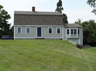 607 Greenhaven Rd, Pawcatuck, CT 06379
