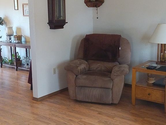 4th image of 2622 Jason Dr