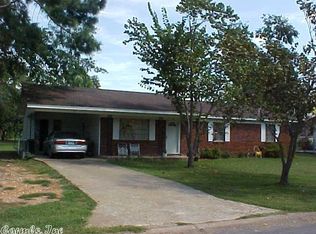 6 Crain Dr, Bryant, AR 72022