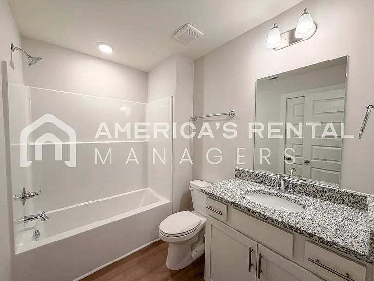 101 Townmoor Ln — Photo 49