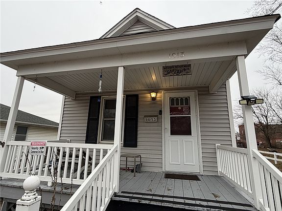 3rd image of 1013 Broadway Ave