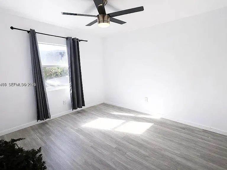3 bed, 1.0 bath, 1015 sqft, $2,800 — Photo 4