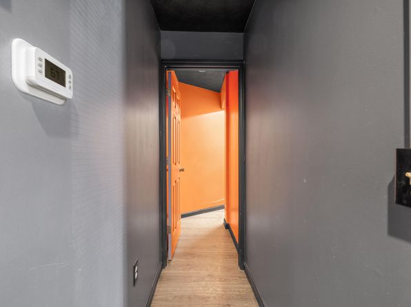 lexington-kentucky-446756855 picture