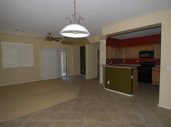 Eat in kitchen with ceramic tile