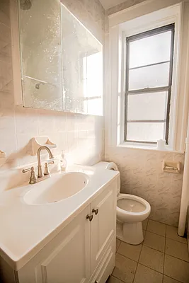 Rented by Sorensens Parkview Terrace Real Estate Inc | media 27