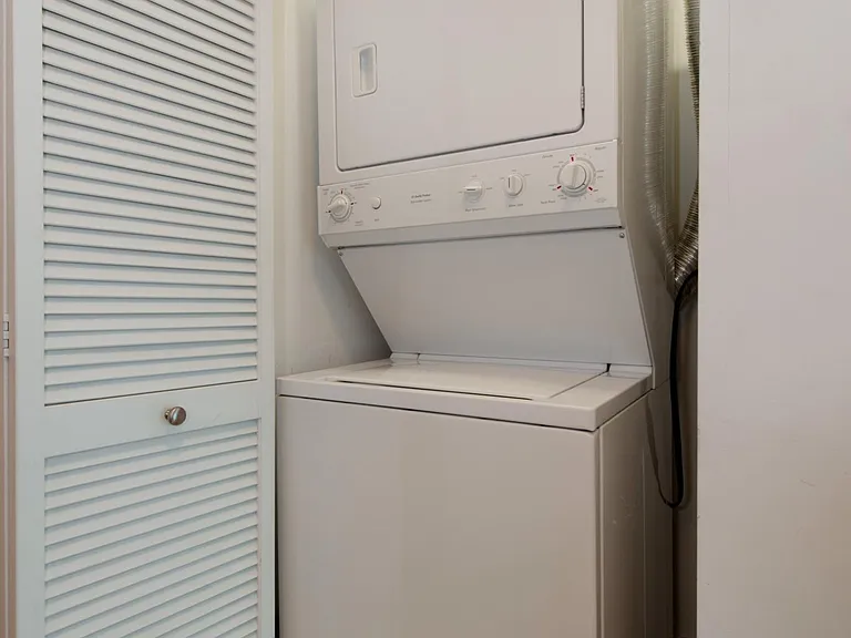 757 N Orleans St #1103 — Photo 10