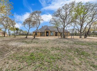 608 Veal Station Rd, Weatherford, TX 76085