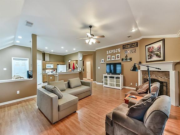 3rd image of 11503 Riverstone Lake Ln