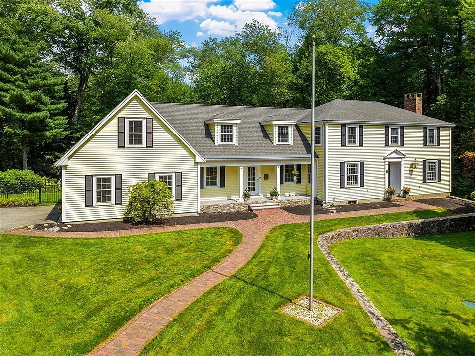 1st image of 17 Townsend Rd