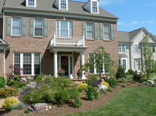 166 Applegate Dr, West Chester, PA 19382