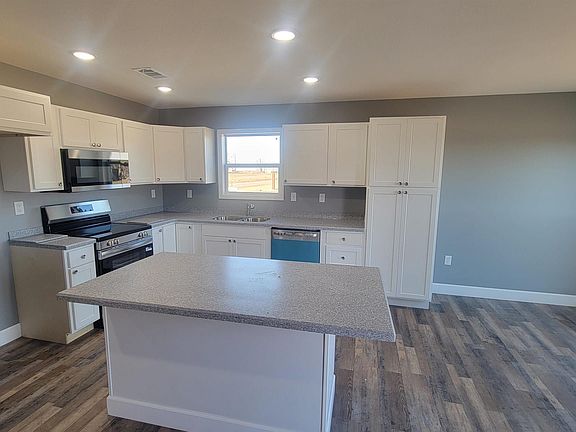 5th image of 176 Pintail Pointe