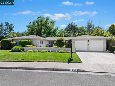 1198 Larch Ave, Moraga, CA, 94556