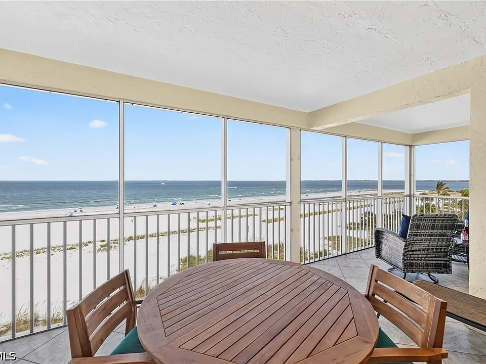 100 Estero Blvd #433