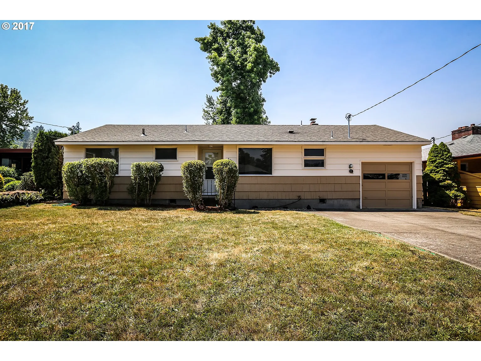 2960 Pearl St photo 1