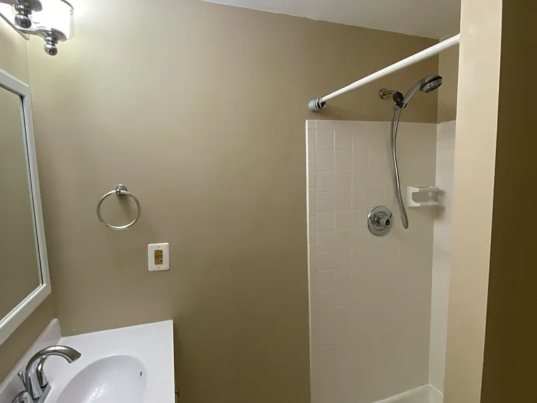 11262 Silentwood Ln — Photo 10