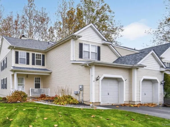 25 Osborne Glen, Poughquag, NY 12570