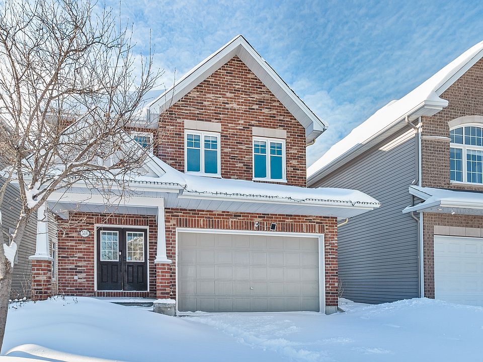 1st image of 516 Carina Cres