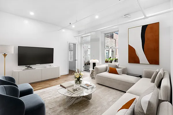 Rented by Douglas Elliman | media 16