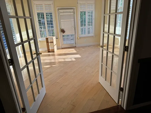 2527 Greenway St — Photo 18