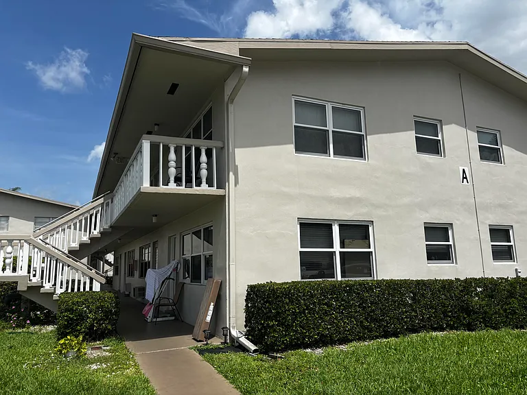 4 Sussex A — Photo 10