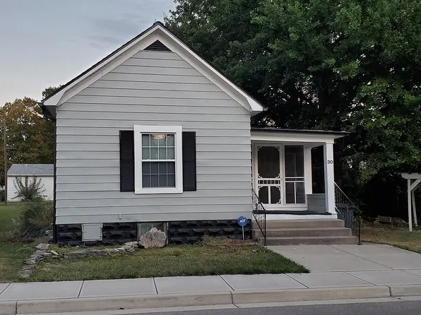 30 N Church St, New Lebanon, OH 45345