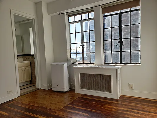 Rented by Metropolitan Property Group | media 21