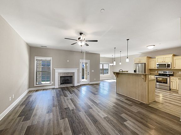 3rd image of 2007 Azalea Ct N