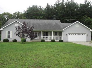 132 Acre Ln, Wheatfield, IN 46392