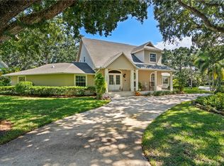 1000 Winding River Rd, Vero Beach, FL 32963