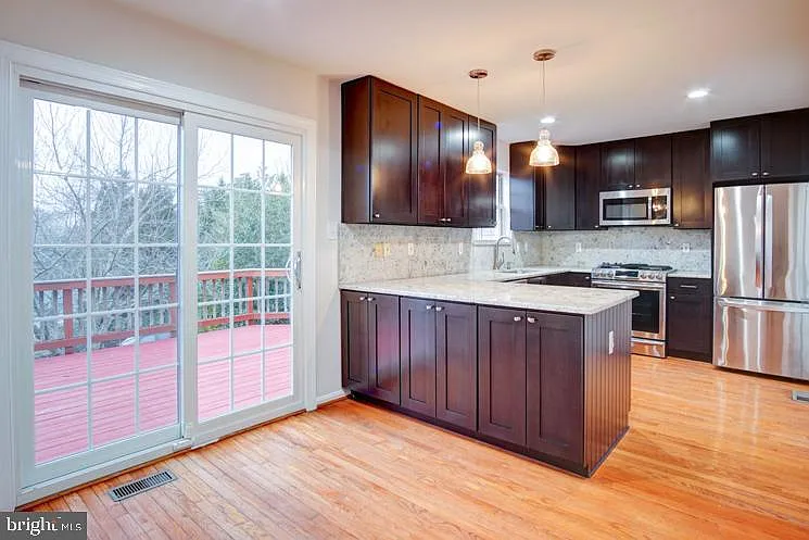 6912 Kerrywood Cir — Photo 14