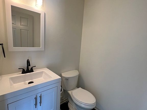 5th image of 9381 Bass Creek Cir