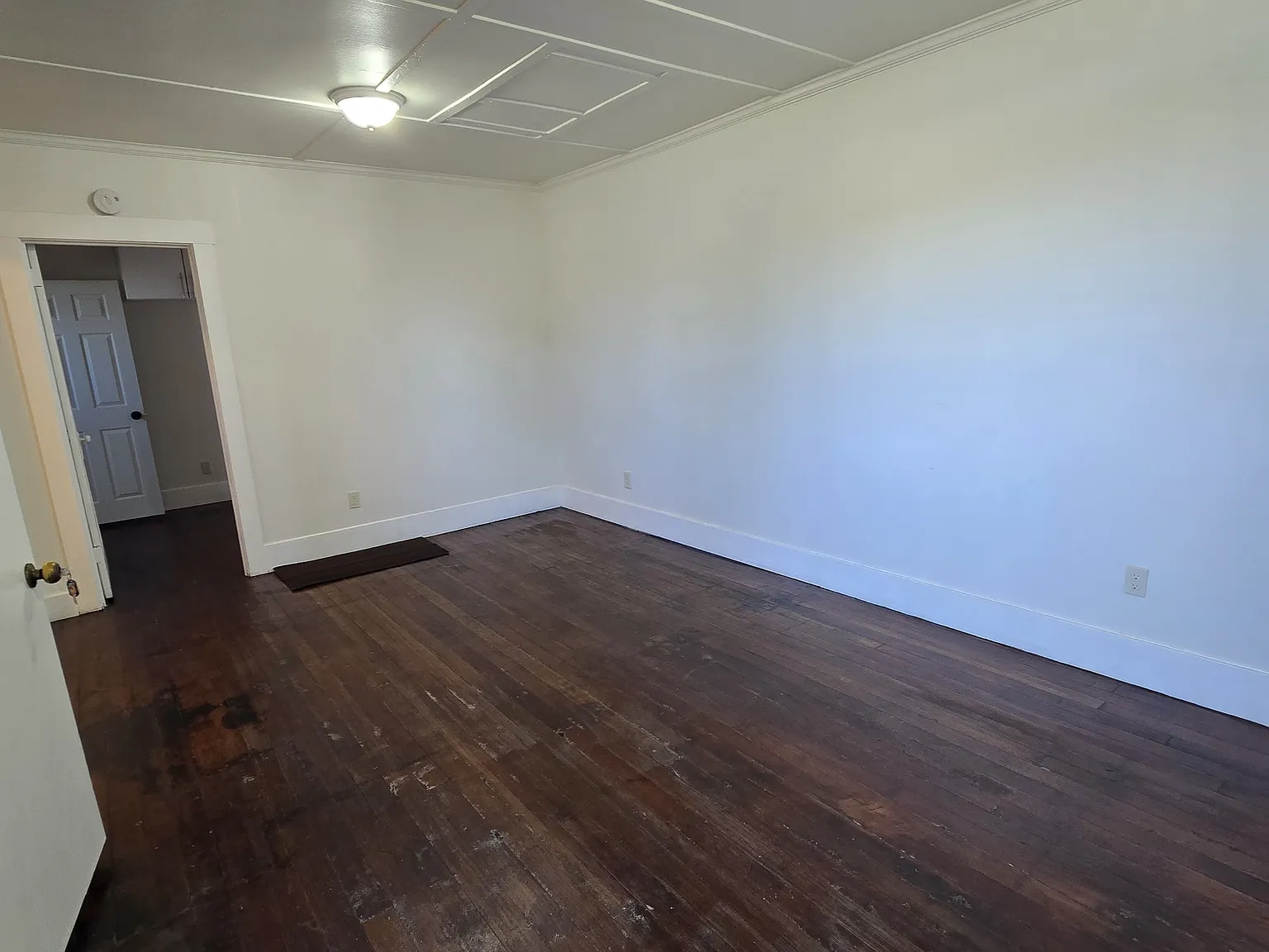 1 bed, 550 sqft, $1,200 — Photo 2