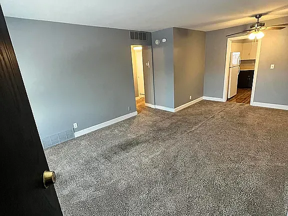 2212 Gerald Ct — Photo 12