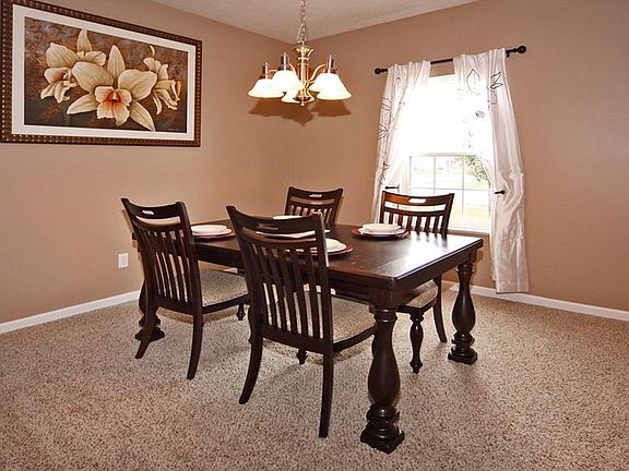 4th image of 8486 Bushypark Dr