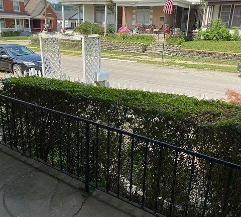 3rd image of 306 4th Ave