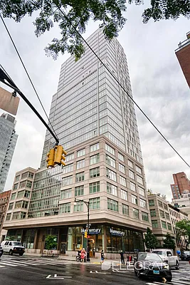 Rented by (Legacy) Elegran | media 33