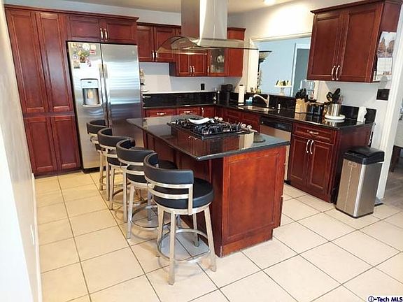 4th image of 13822 Graber Ave
