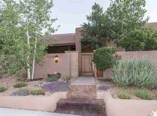 49 Avenida Frijoles, Santa Fe, NM 87507
