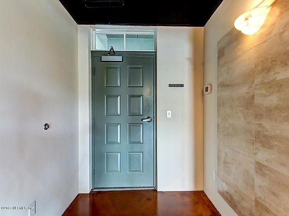 2064 Herschel St Unit 302-MLS_Size-003-3