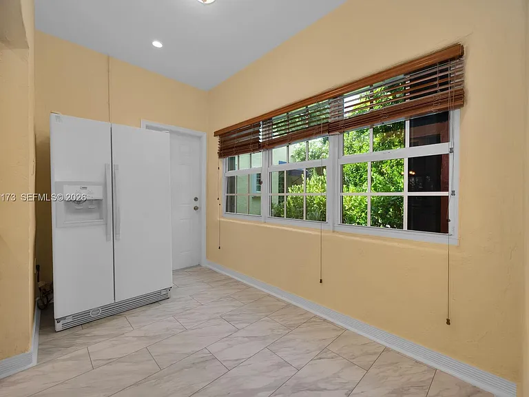 46 Montilla Ave #46 — Photo 46
