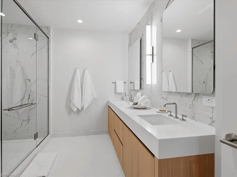 5100 Seagrass Blvd #306 — Photo 40